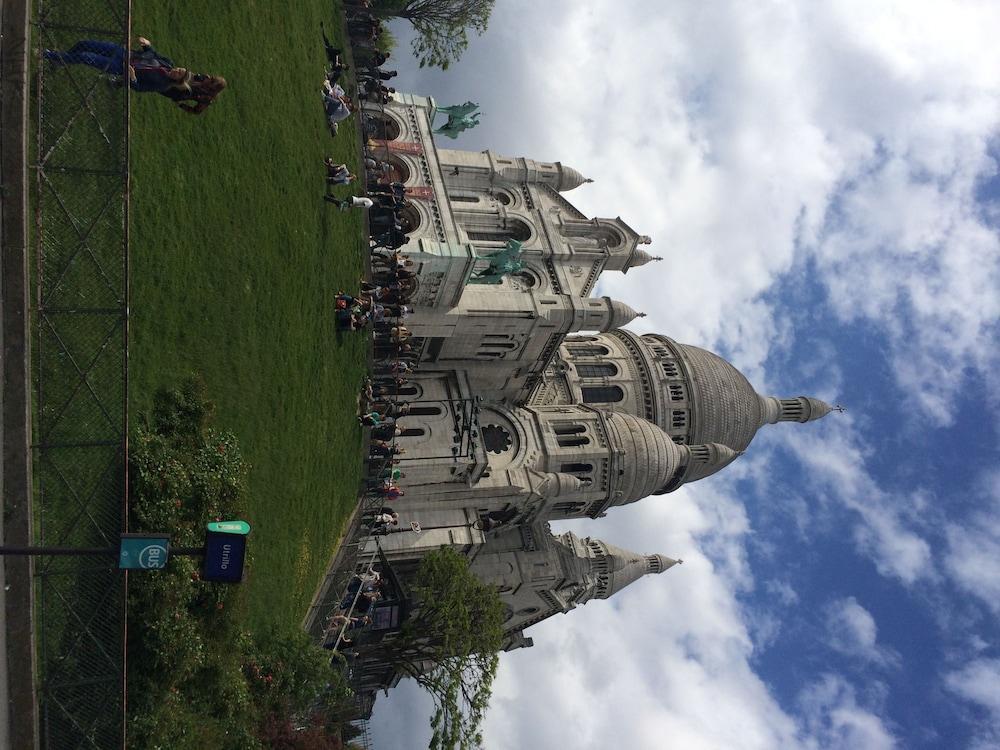 Hotel Montmartre Paris Luaran gambar